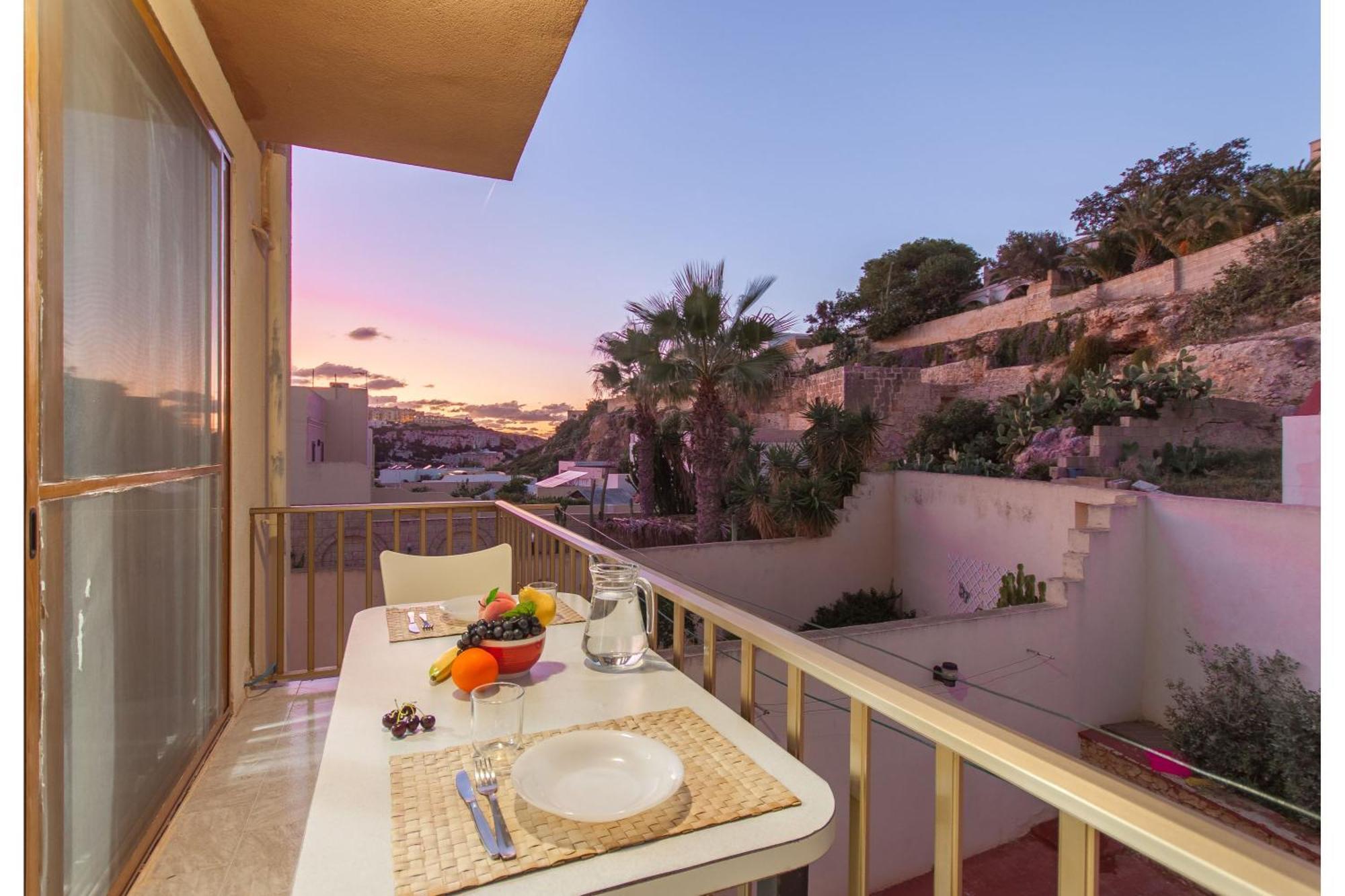 Pool & Sea Merill Apartments 멜리에하 외부 사진