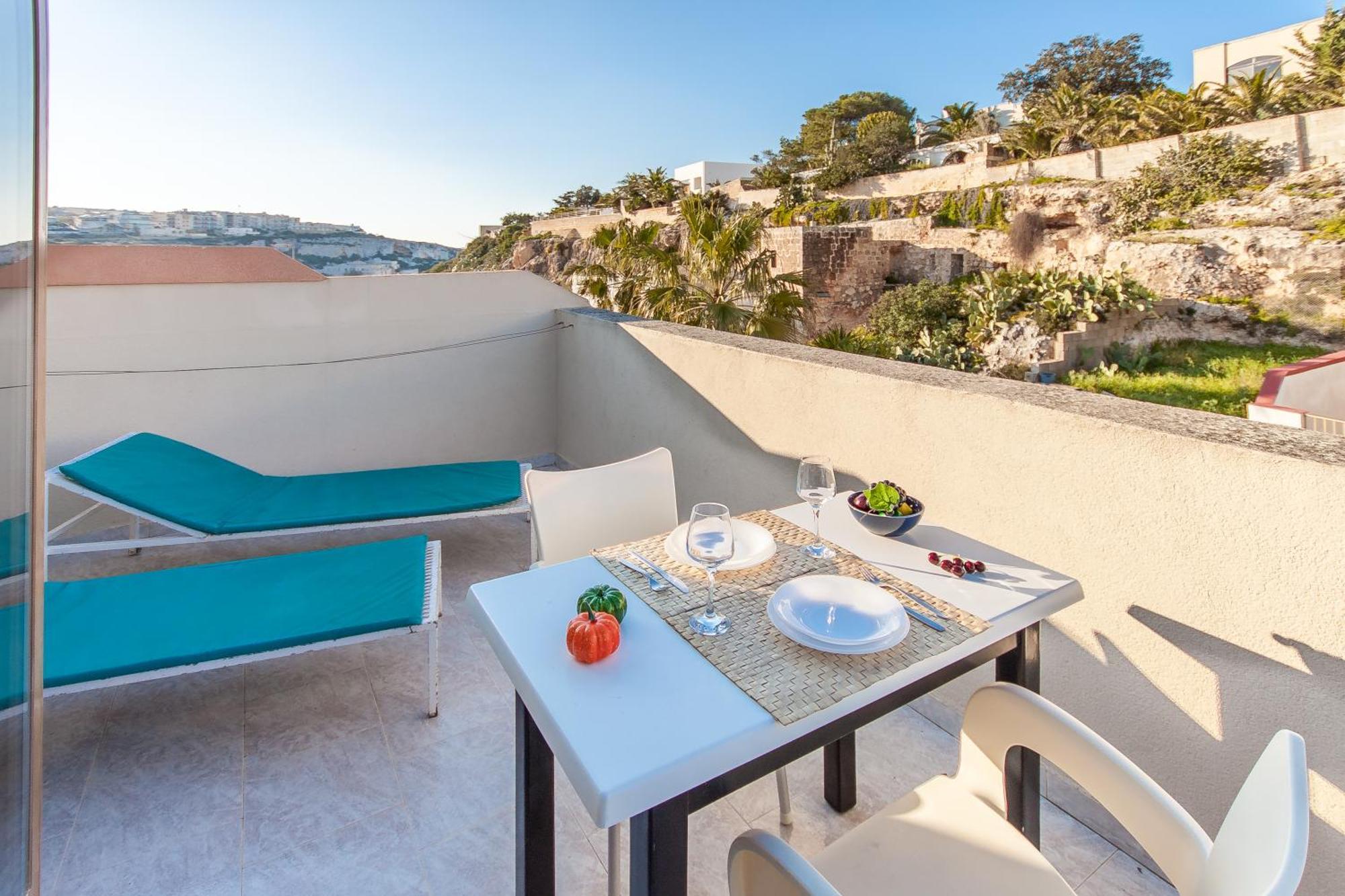 Pool & Sea Merill Apartments 멜리에하 객실 사진