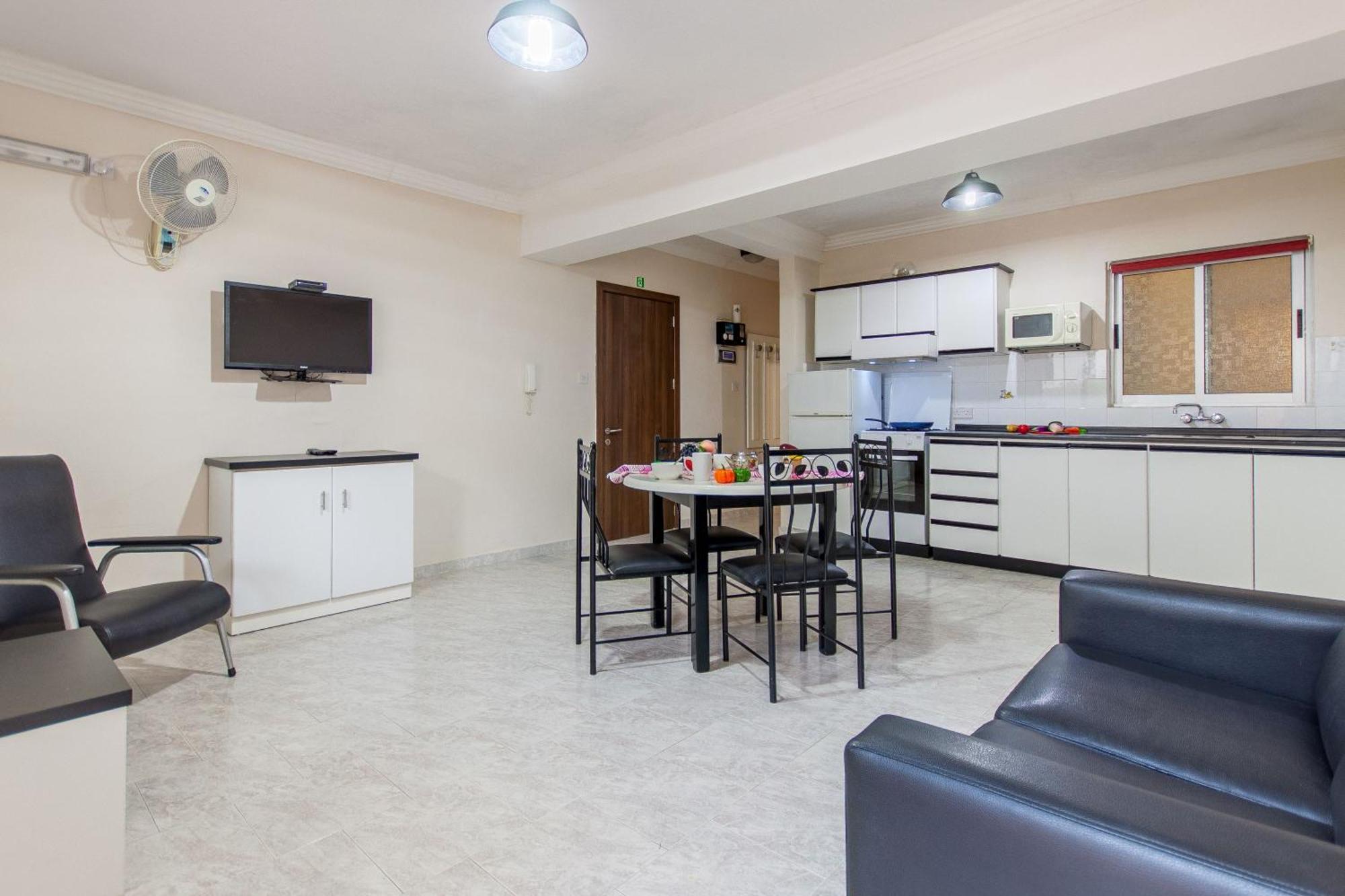 Pool & Sea Merill Apartments 멜리에하 객실 사진